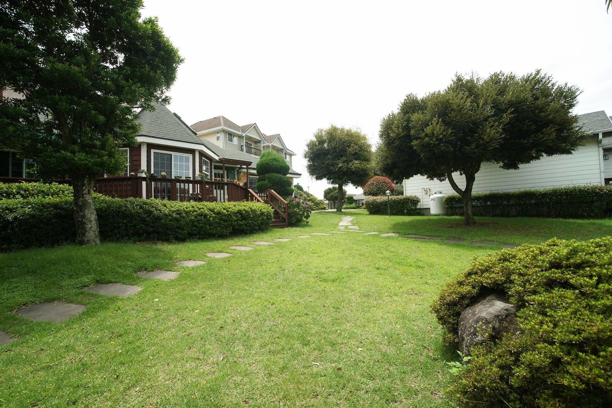 Uts Village Jeju Extérieur photo