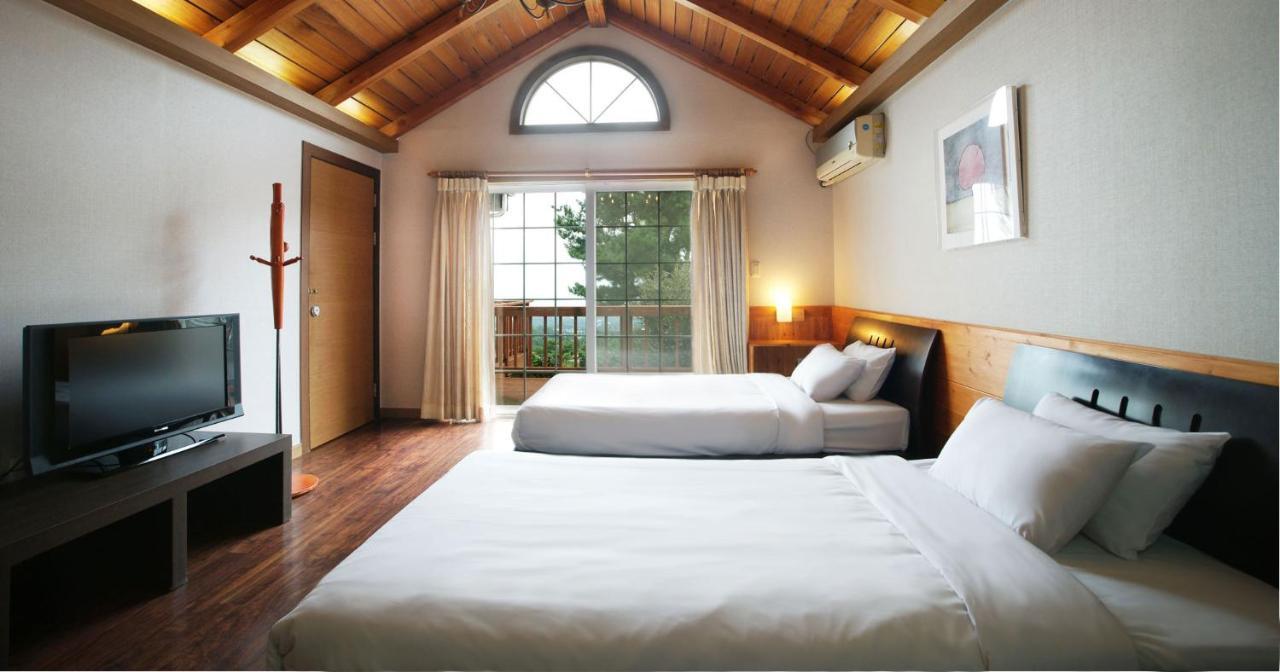 Uts Village Jeju Extérieur photo
